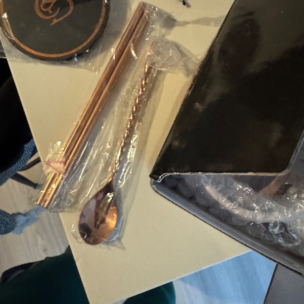 Copper Bar Moscow Mule Set - Picture 5 of 8